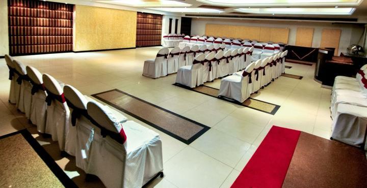 Hotel Klg International Zirakpur Εξωτερικό φωτογραφία