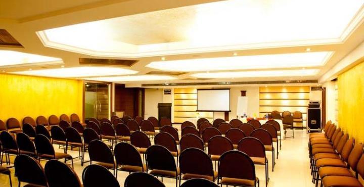 Hotel Klg International Zirakpur Εξωτερικό φωτογραφία