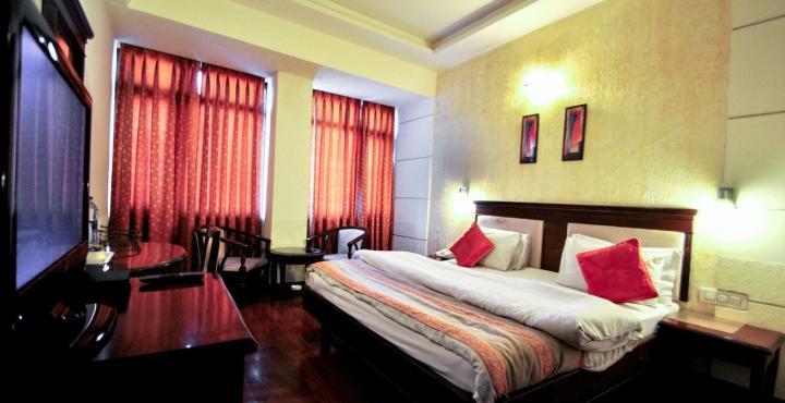 Hotel Klg International Zirakpur Εξωτερικό φωτογραφία