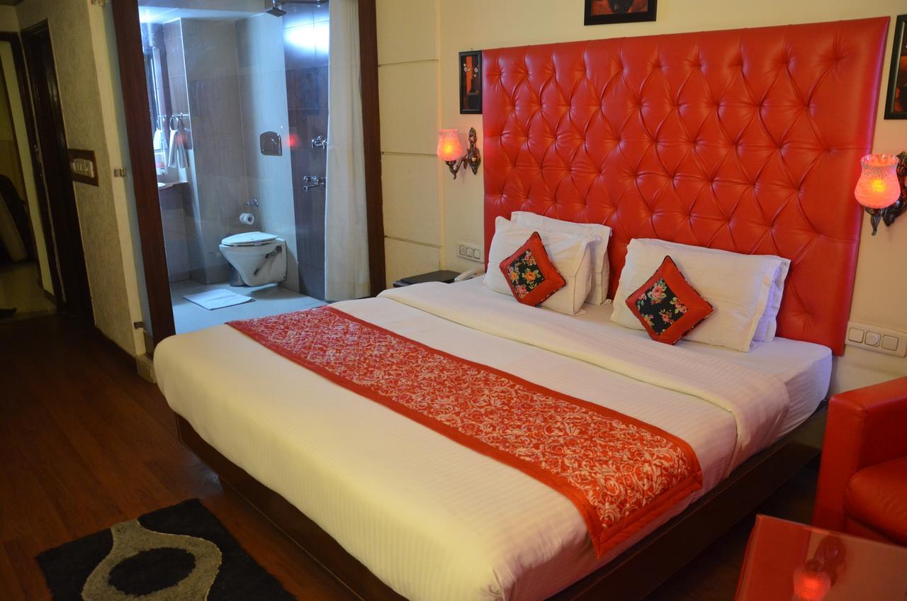 Hotel Klg International Zirakpur Εξωτερικό φωτογραφία