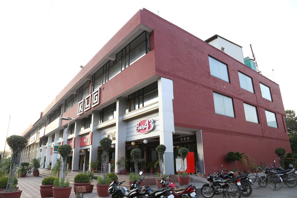 Hotel Klg International Zirakpur Εξωτερικό φωτογραφία